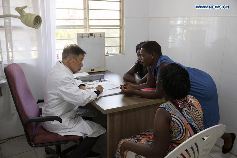 ZAMBIA-LUSAKA-CHINESE DOCTOR-MEDICAL SERVICE