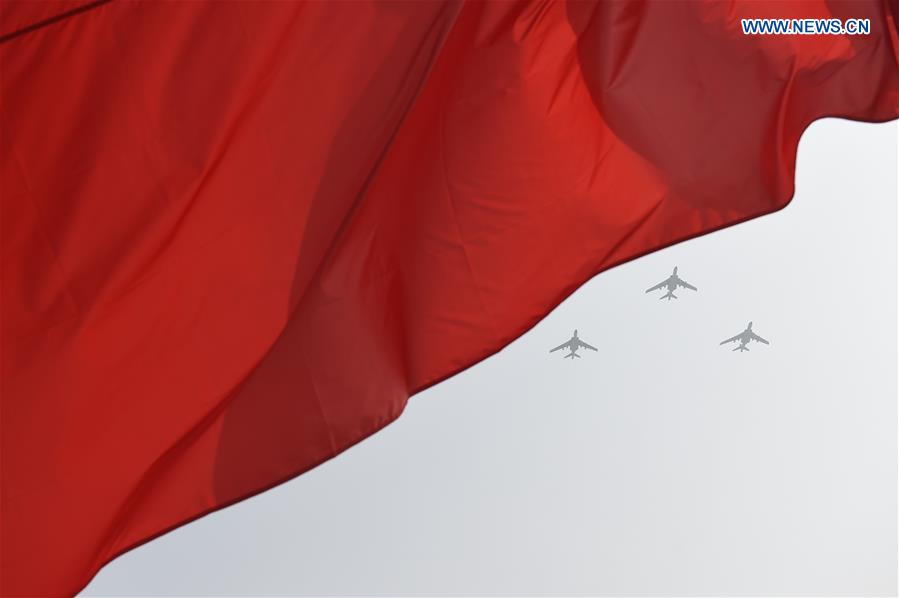 (PRC70Years) XINHUA PHOTOS OF THE DAY