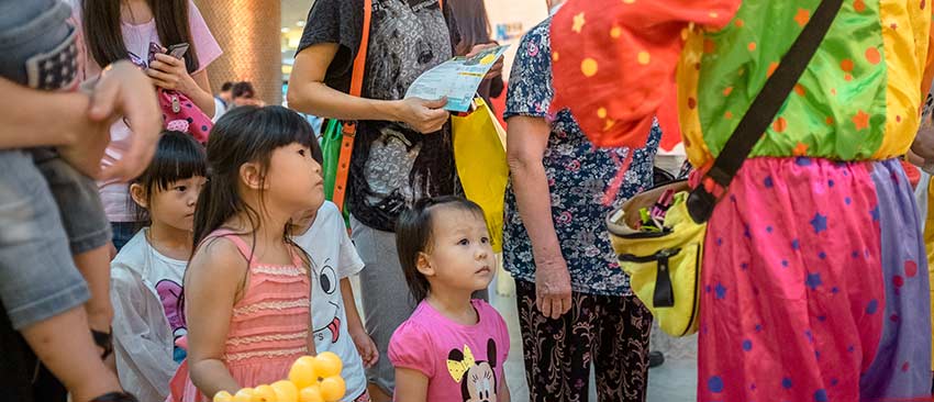 新華房產泛社區大型公益活動