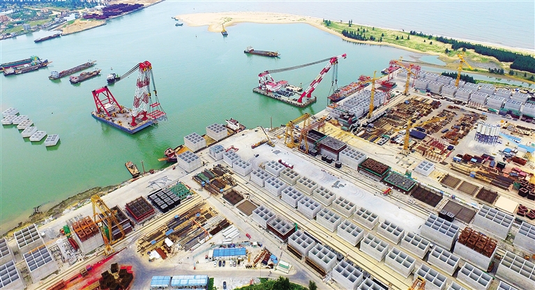 權限下放干部下沉 ?？谏罨姓芾眢w制改革