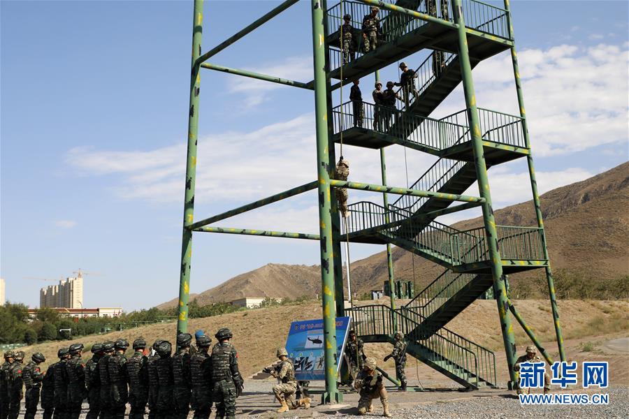 (軍事)(1)中吉“合作-2019”聯(lián)合反恐演練開展聯(lián)合訓(xùn)練