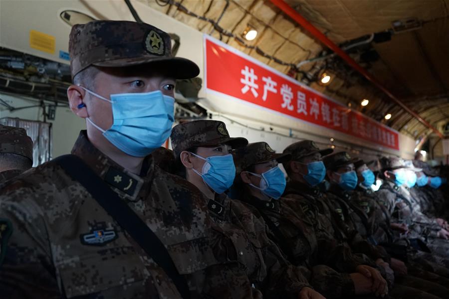 （聚焦疫情防控·圖文互動）（3）運-20“硬核機票”為啥走紅走心？ ——探尋空軍的戰“疫”故事