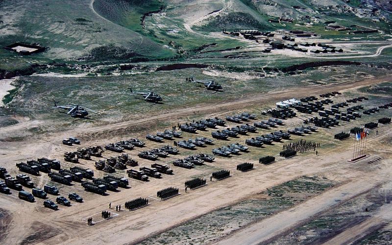 馮凱旋作品:直擊“聯合—2003”反恐軍事演習