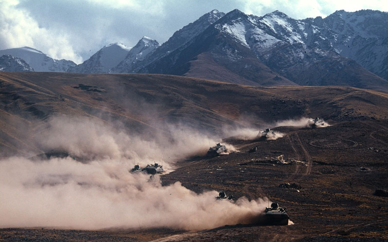 馮凱旋作品:鏖兵滕格里