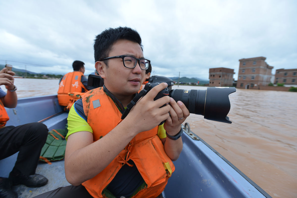 新華社江西分社周密:尋訪貧困兒童