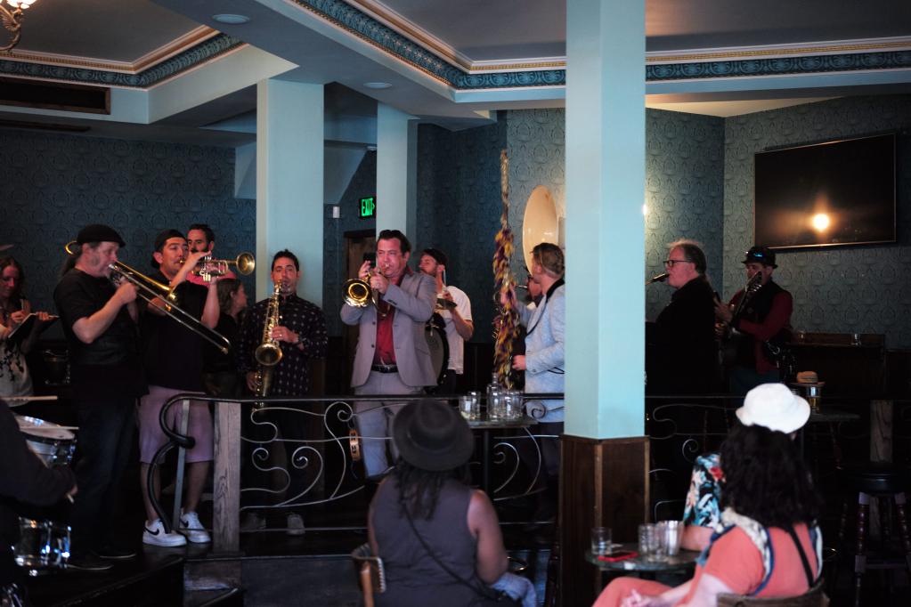 美國舊金山:笙歌再起