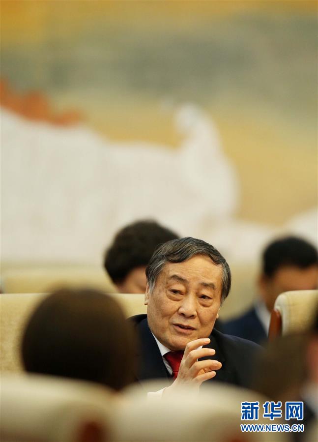 (兩會(huì)·高頻詞)(1)代表委員暢言供給側(cè)