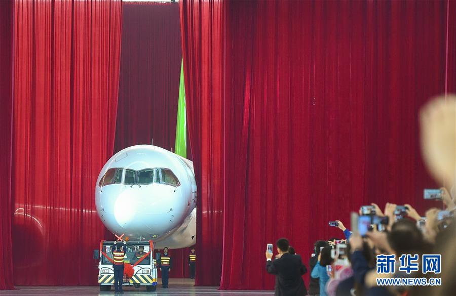 (新華全媒頭條·圖文互動(dòng))(10)以“科技?jí)?rdquo;助推“中國(guó)夢(mèng)”——中國(guó)科技創(chuàng)新實(shí)現(xiàn)歷史性跨越