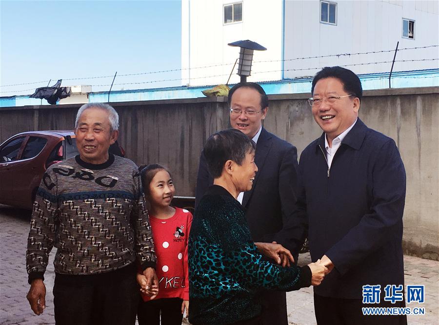 (新時代擔(dān)當(dāng)作為典型風(fēng)采·圖文互動)(3)李士偉:以實(shí)干擔(dān)當(dāng) 向難題沖鋒