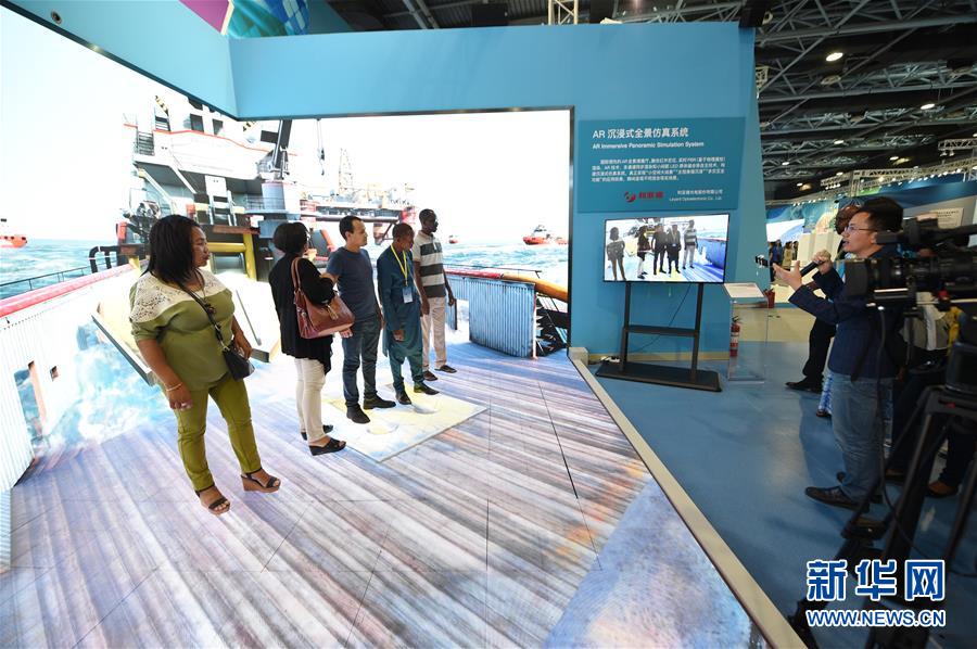 （新華全媒頭條·圖文互動(dòng)）（8）奔跑吧，中關(guān)村！——寫(xiě)在習(xí)近平總書(shū)記率領(lǐng)中央政治局到中關(guān)村集體學(xué)習(xí)5周年之際