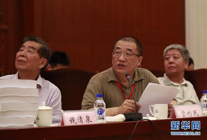 （弘揚(yáng)民族精神、奮斗精神·圖文互動）“核心技術(shù)只能一步一個(gè)腳印干出來”——記中國高鐵領(lǐng)軍人物之一賈利民