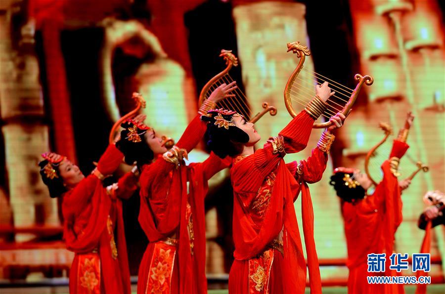 （在習近平新時代中國特色社會主義思想指引下·慶祝改革開放40周年·開放發展）（新華全媒頭條·圖文互動）（8）開放中國：大門越開越大 道路越走越寬