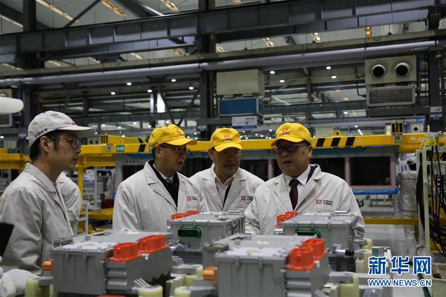 （代表委員履職·圖文互動）（2）用創新擦亮中國制造“名片”——全國人大代表周清和的履職故事