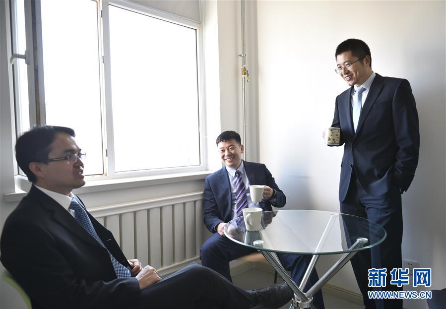 (愛國情 奮斗者·圖文互動)(2)擁抱“中國機遇” 實現人生價值——三博士歸國創業記