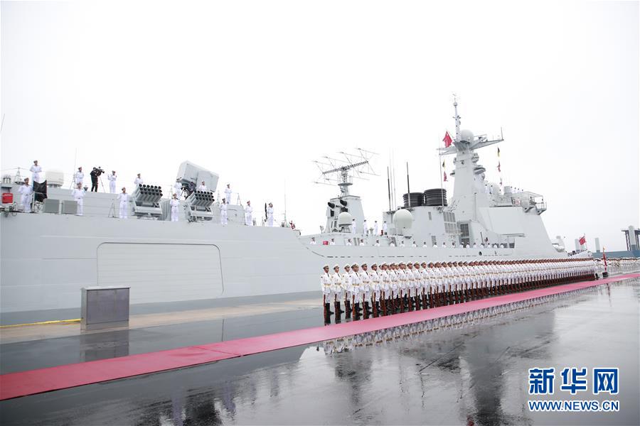 (新華全媒頭條·人民海軍70年·圖文互動(dòng))(2)奏響新時(shí)代海上和平樂章——人民海軍成立70周年海上閱兵活動(dòng)紀(jì)實(shí)