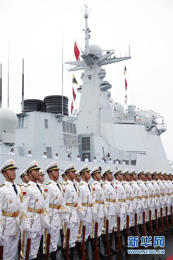 (新華全媒頭條·人民海軍70年·圖文互動(dòng))(3)奏響新時(shí)代海上和平樂章——人民海軍成立70周年海上閱兵活動(dòng)紀(jì)實(shí)
