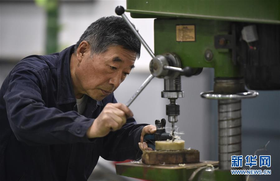 (新華全媒頭條·圖文互動)(1)“咱們工人有力量”——鞍鋼勞模采訪錄