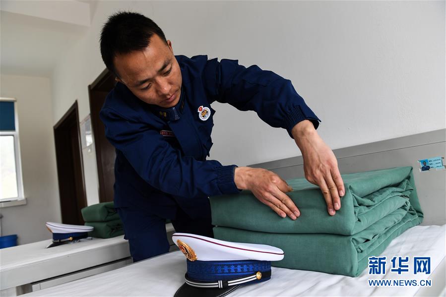 (壯麗70年·奮斗新時(shí)代·圖文互動(dòng))(16)林海孤島唱響冰與火之歌——記內(nèi)蒙古森林消防總隊(duì)大興安嶺支隊(duì)奇乾中隊(duì)