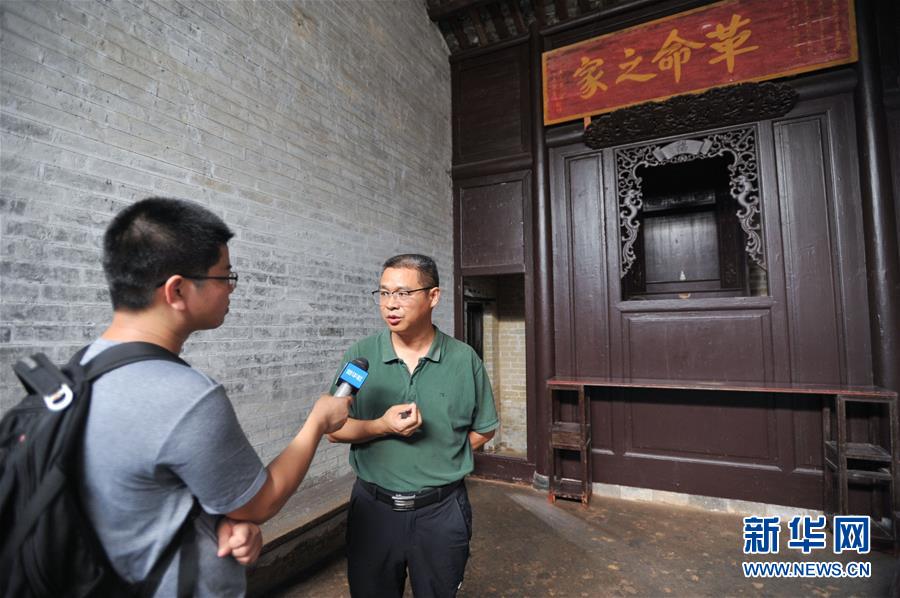 (壯麗70年·奮斗新時代——記者再走長征路·圖文互動)(4)不朽的紅色雄鷹——人民軍隊航空先驅馮達飛的故事