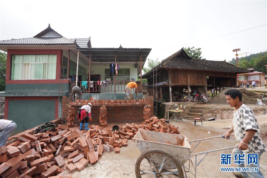 (直過(guò)民族脫貧攻堅(jiān)·圖文互動(dòng))(3)“人類童年·西盟佤部落”成長(zhǎng)記