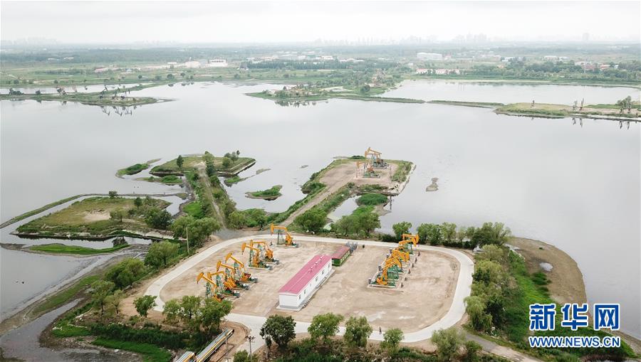 (新華全媒頭條·圖文互動(dòng))(7)百年油田正青春——記新時(shí)代大慶精神大慶人