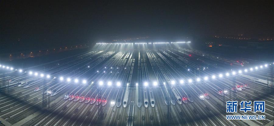 (壯麗70年·奮斗新時代——共和國發展成就巡禮)(1)人暢其行、貨暢其流——共和國交通運輸業發展成就巡禮