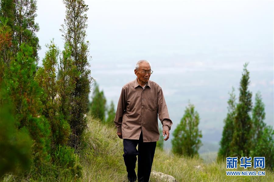 (圖文互動)(1)“退休20年,咱就干了這么一件事”——記山西水利廳退休干部高文毓的“綠山夢”