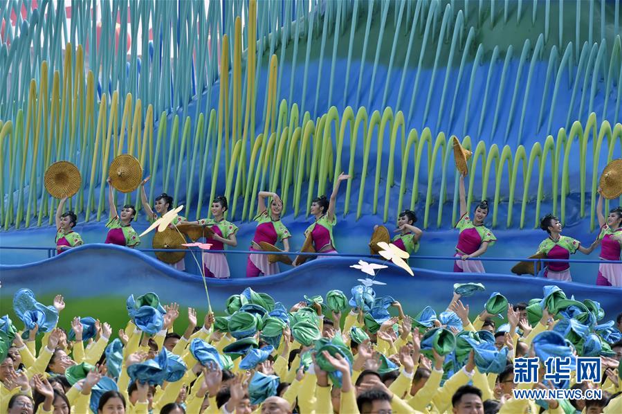 (新華全媒頭條·圖文互動)(12)凝聚愛國主義的磅礴力量!——新中國成立70周年盛典啟示錄