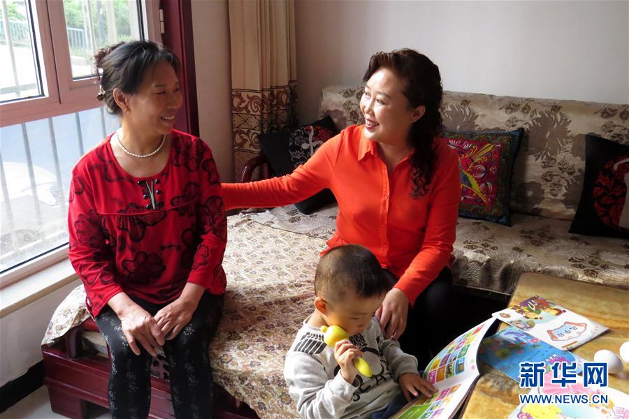 (愛國情 奮斗者·圖文互動)(6)任紅梅:陽泉段南溝社區(qū)居民的“貼心人”