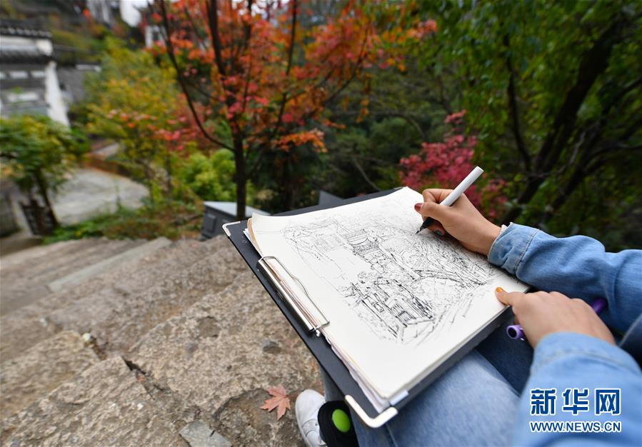 (圖文互動)(4)鄉(xiāng)村攝影師、鄉(xiāng)村“模特”、民宿店主——鄉(xiāng)村旅游推動婺源農(nóng)民生活方式發(fā)生新變化