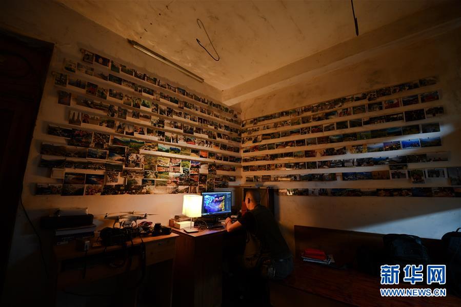 (圖文互動)(9)鄉(xiāng)村攝影師、鄉(xiāng)村“模特”、民宿店主——鄉(xiāng)村旅游推動婺源農(nóng)民生活方式發(fā)生新變化