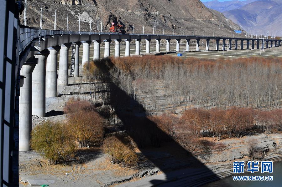 (經(jīng)濟)(1)拉林鐵路第二次跨越雅魯藏布江