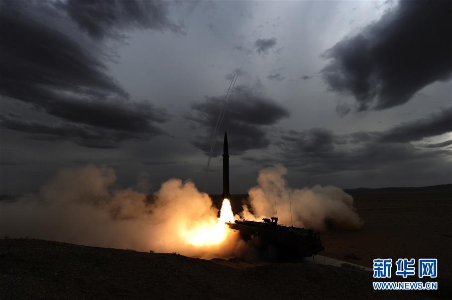 (圖文互動)(2)永遠沖鋒的“導彈發射先鋒營”——記闊步強軍征途的火箭軍某旅發射一營