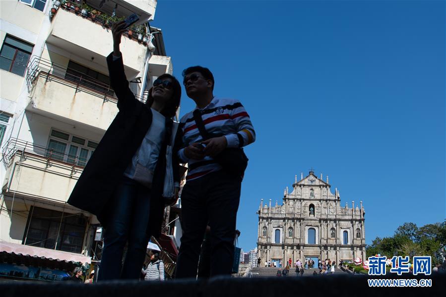 （澳門回歸20周年·新華全媒頭條·圖文互動）（6）回歸20年，南海明珠綻放璀璨光芒——澳門特色“一國兩制”成功實踐紀(jì)實