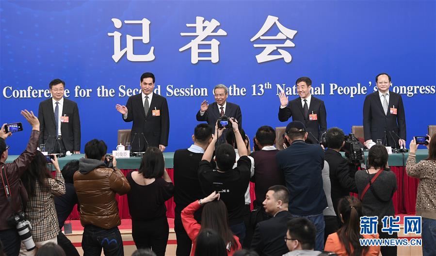 (兩會·XHDW)(1)全國人大相關(guān)負責人就“人大立法工作”答記者問