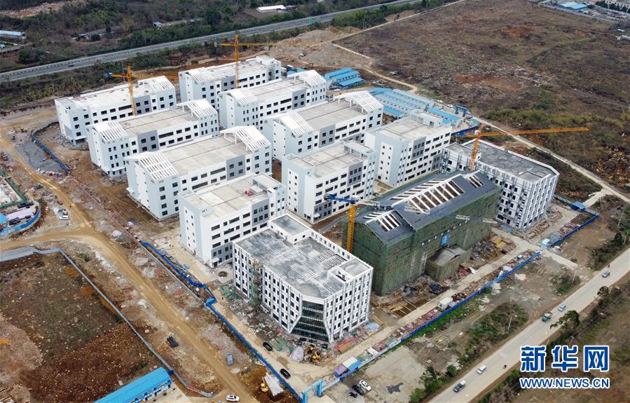 (圖文互動)(2)“生活越來越有盼頭!”——廣西隆安易地扶貧搬遷戶的幸福新生活