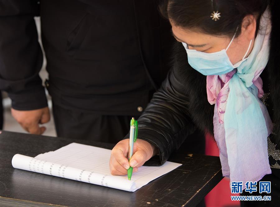 (聚焦疫情防控·圖文互動)(1)“靜默”溫州的24小時:防控持續“升級”,千萬人口“蟄伏”