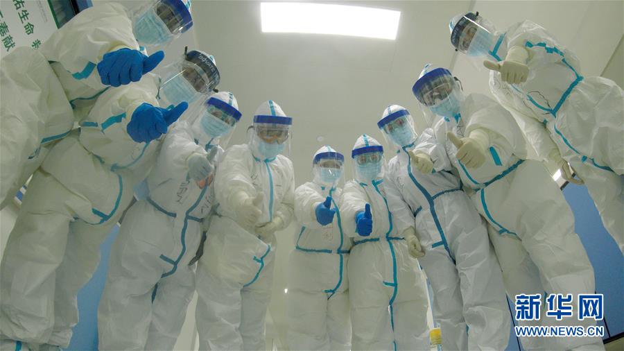 (新華全媒頭條·圖文互動)(1)“與國家同舟,與人民共濟”——新冠肺炎重癥救治同濟醫院戰“疫”直擊