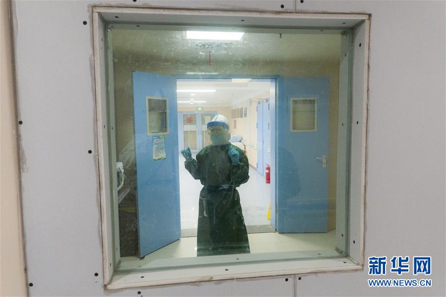 (新華全媒頭條·圖文互動)(9)“與國家同舟,與人民共濟”——新冠肺炎重癥救治同濟醫院戰“疫”直擊