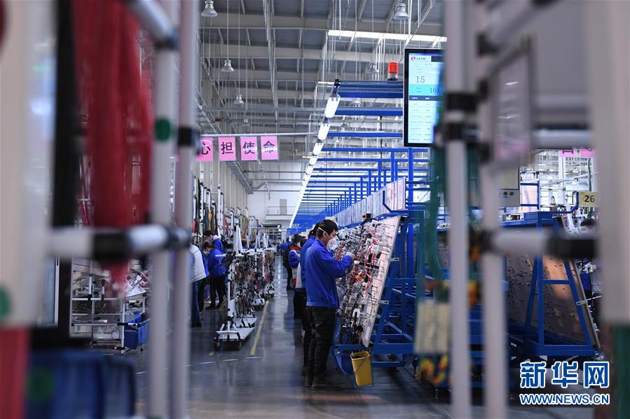 (聚焦疫情防控·圖文互動)(3)用疫情“防控線”守衛企業“生命線”——長春復工企業防控一線見聞