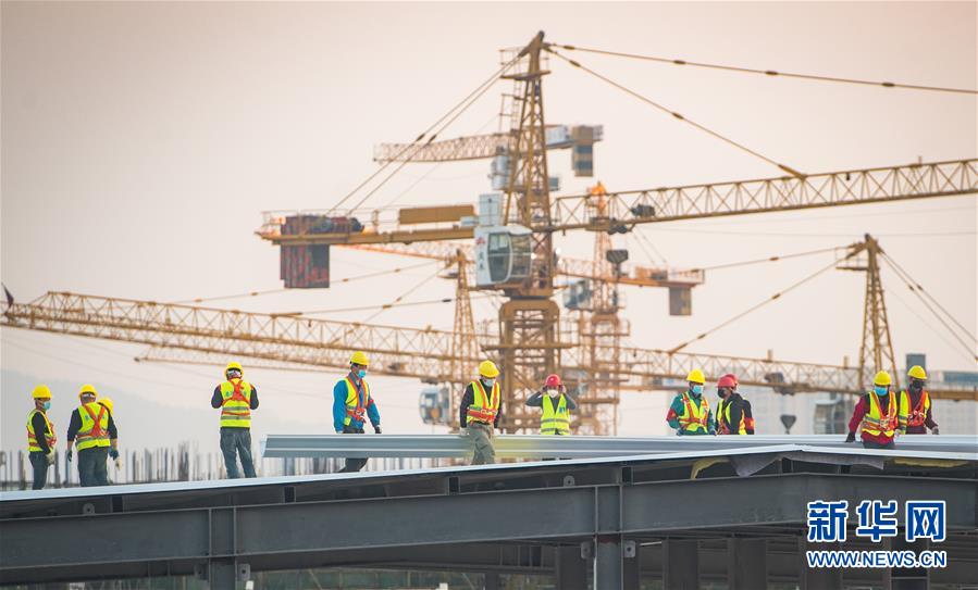 (新華全媒頭條·圖文互動)(2)將戰“疫”進行到底!——寫在武漢疫情防控的關鍵階段