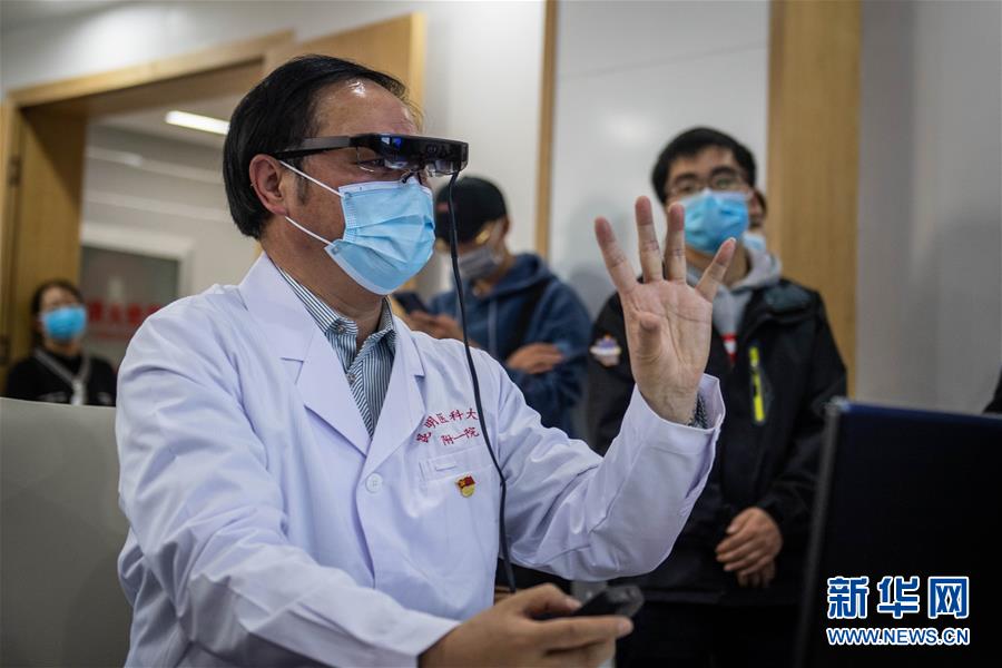 (圖文互動)(4)云南抗疫醫生有了“透視眼” 可三維立體看患者肺部