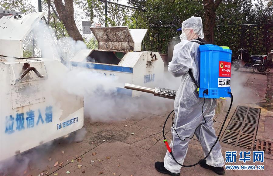 (新華全媒頭條)(13)“疫”線閃耀“火焰藍(lán)”——記奮戰(zhàn)湖北抗疫一線的消防救援隊(duì)伍