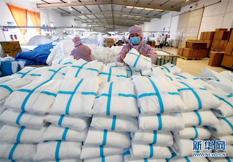 （新華全媒頭條·圖文互動(dòng)）（7）分秒必爭(zhēng)，打好醫(yī)療物資保障戰(zhàn)！——全國(guó)全力保障醫(yī)療物資供應(yīng)