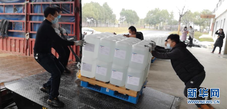 （新華全媒頭條·圖文互動(dòng)）（12）分秒必爭(zhēng)，打好醫(yī)療物資保障戰(zhàn)！——全國(guó)全力保障醫(yī)療物資供應(yīng)