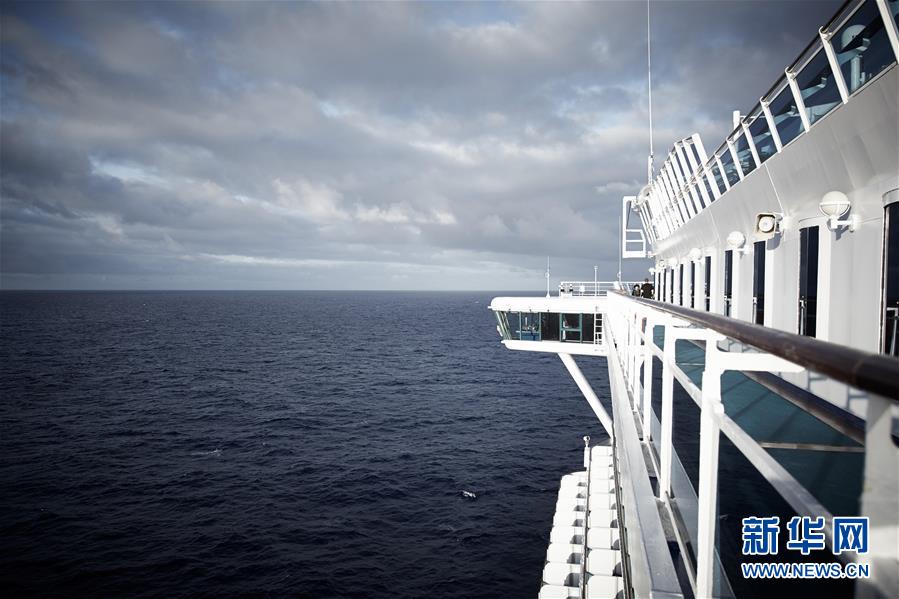 (國際·圖文互動)(2)發(fā)生新冠疫情的“至尊公主”號郵輪將停靠舊金山灣區(qū)