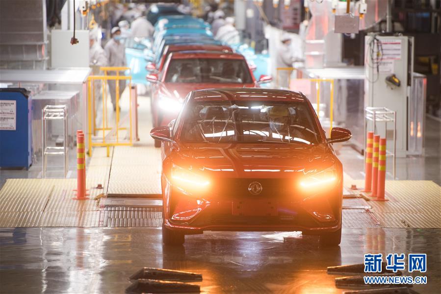 (新華全媒頭條·圖文互動)(14)在艱難中重啟 在陣痛中復蘇——湖北推動安全有序復工復產掃描