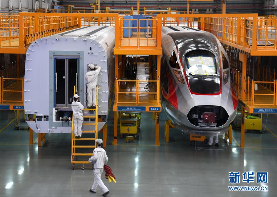 （新華全媒頭條·圖文互動）（8）春天，匯聚復(fù)蘇的力量——寫在2020年首季中國經(jīng)濟收官之際