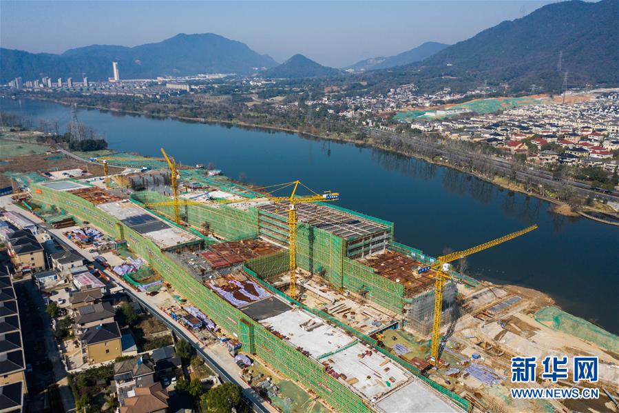 (新華全媒頭條·圖文互動)(1)沖寒已覺東風(fēng)暖——記習(xí)近平總書記在浙江調(diào)研疫情防控和復(fù)工復(fù)產(chǎn)