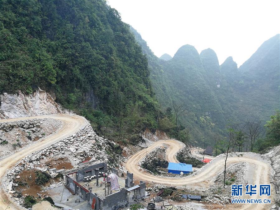 (在習(xí)近平新時(shí)代中國(guó)特色社會(huì)主義思想指引下——新時(shí)代新作為新篇章·習(xí)近平總書(shū)記關(guān)切事·圖文互動(dòng))(7)啃下最后的硬骨頭——脫貧攻堅(jiān)掛牌督戰(zhàn)進(jìn)行時(shí)